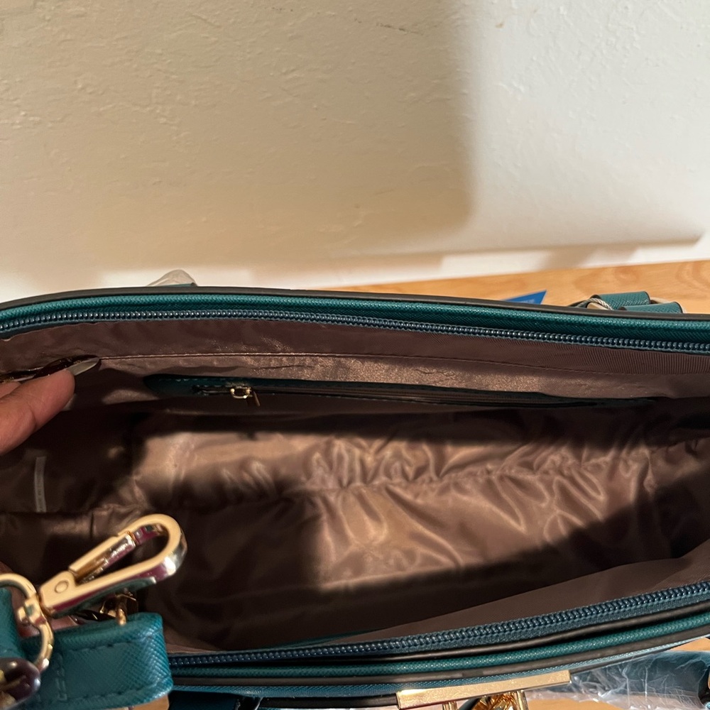 NWT bag by Dasein - Picture 3 of 4
